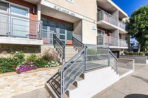 5161 Riverton Ave #104 Photo 1