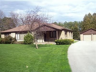 1st image of 708 N Lakeshore Dr