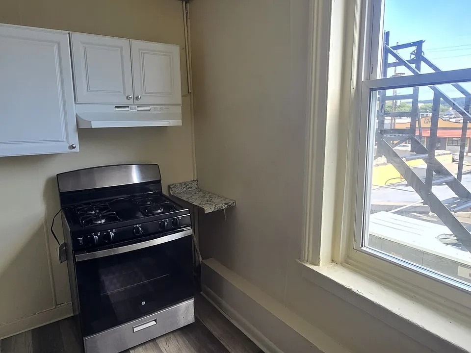 40-42 N Sussex St