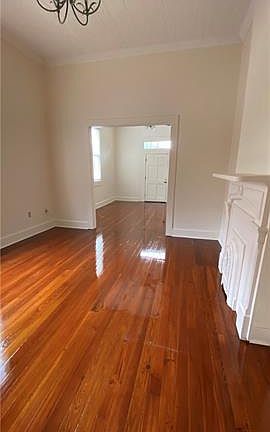 2nd image of 2103 Fern St
