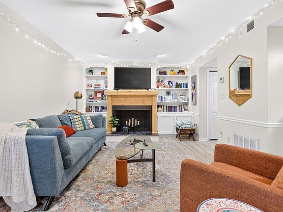 4th image of 135 Dennis Dr APT 5