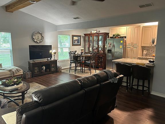 3rd image of 140 An County Rd #2209