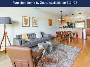 730 NW Naito Pkwy APT E35, Portland, OR 97209