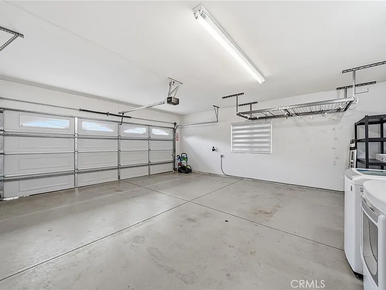 5803 Fullerton Ave — Photo 32