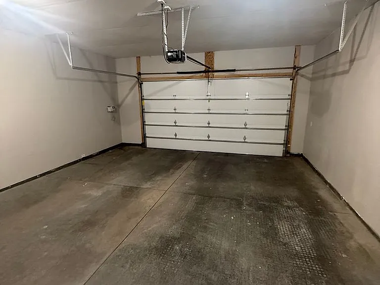 6033 Farmstead Ave — Photo 17