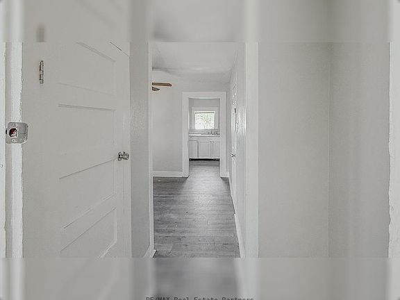 3rd image of 111 Mable St APT 3