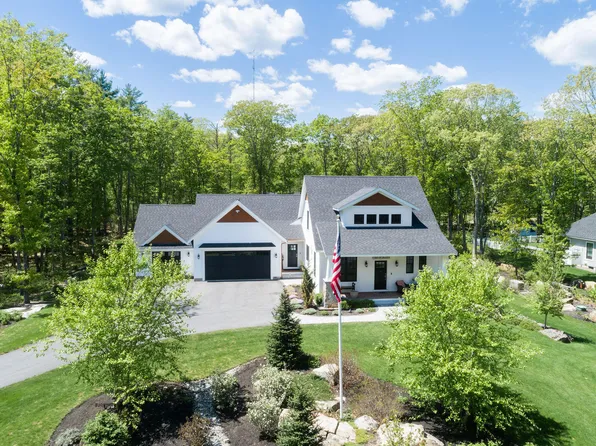 7 Dory Drive, York, ME 03902