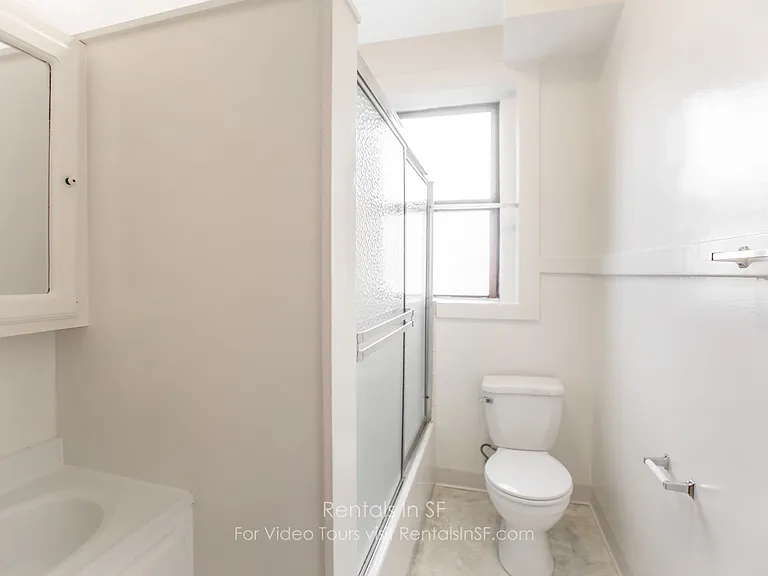 2504 Sacramento St #10 — Photo 7