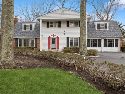 21 Wichard Boulevard, Commack, NY, 11725