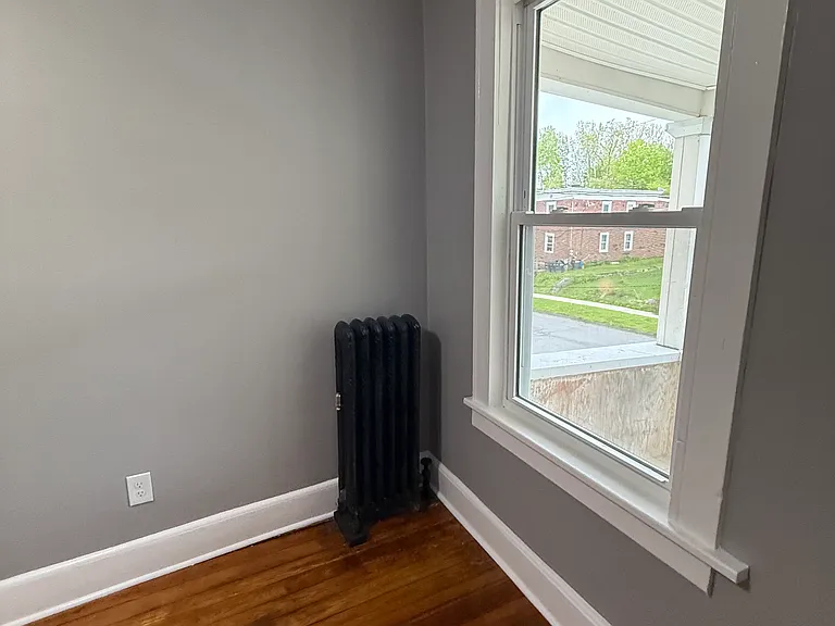 266 Linden St #2 — Photo 8