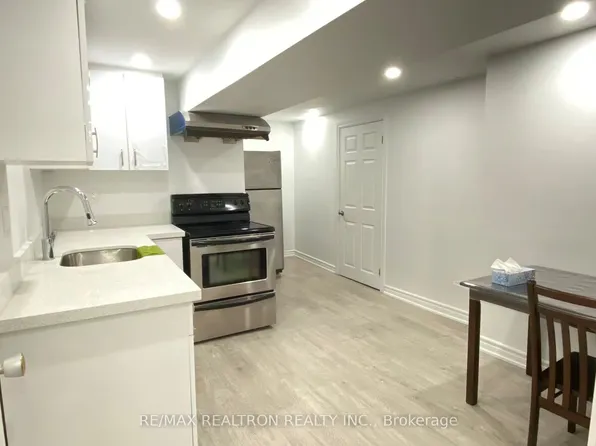 6 Cudham Dr #Basement, Toronto, ON M1S 3J6