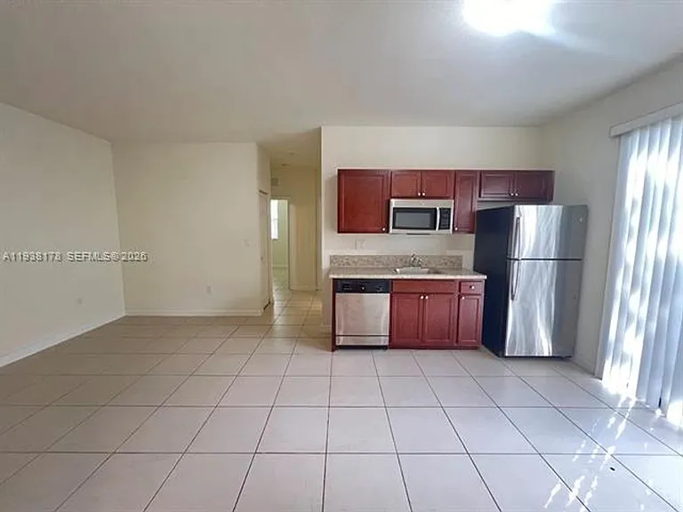 191 SE 35th Ave #191 — Photo 38