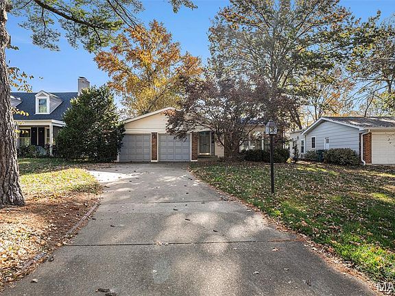 3rd image of 520 Edgar Ct