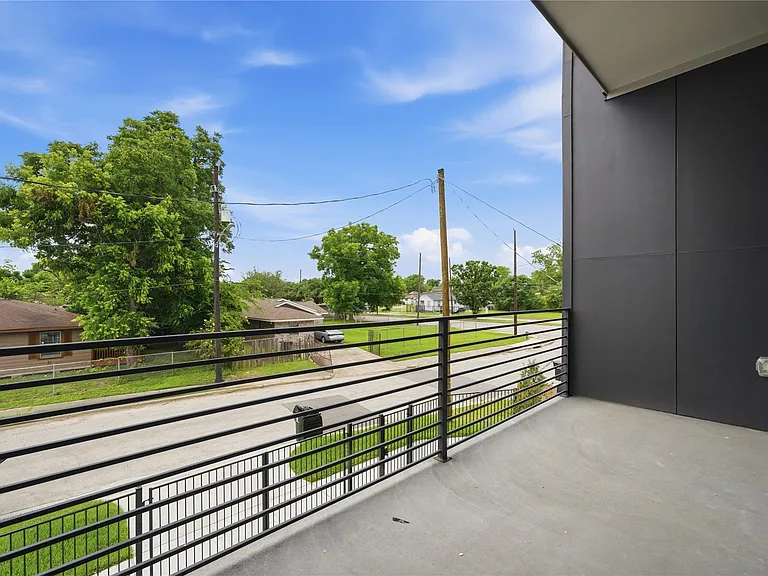 5509 Hershe St — Photo 38