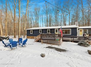 5355 Conoquenissing Dr, Pocono Lake, PA
