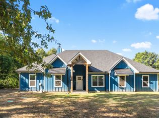 914 Pin Oak St, Trinidad, TX 75163