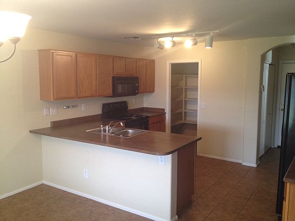 5th image of 10913 W Lewis Ave