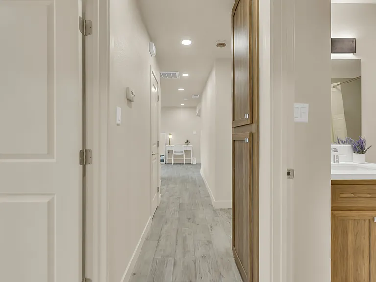 8148 Addie Ave — Photo 4