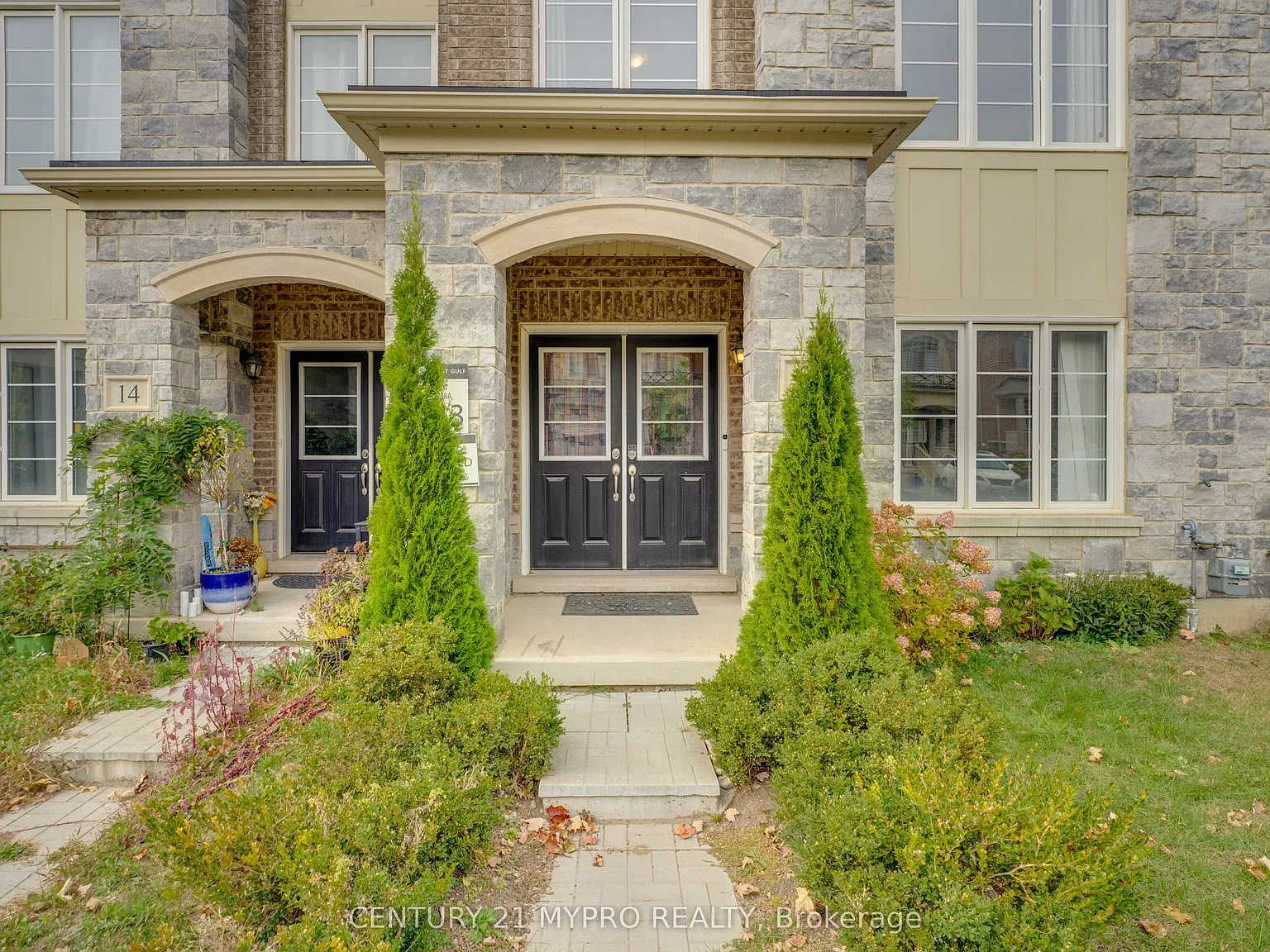 4 bed, $3,300 — Photo 3