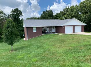 17 Othmar Dr, Schnellville, IN 47580