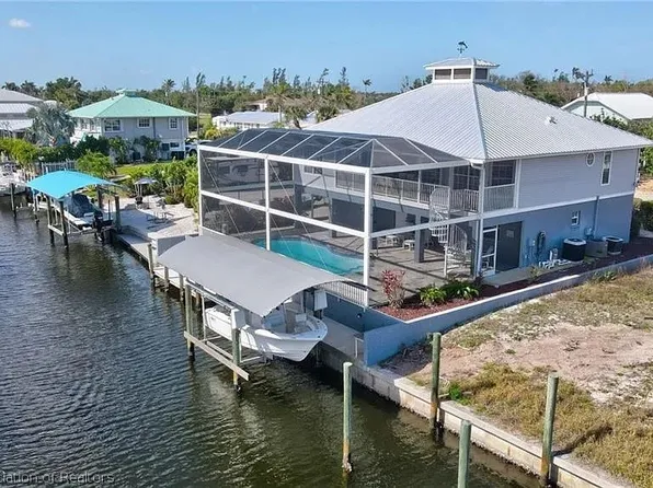 16140 Porto Bello St, Bokeelia, FL 33922