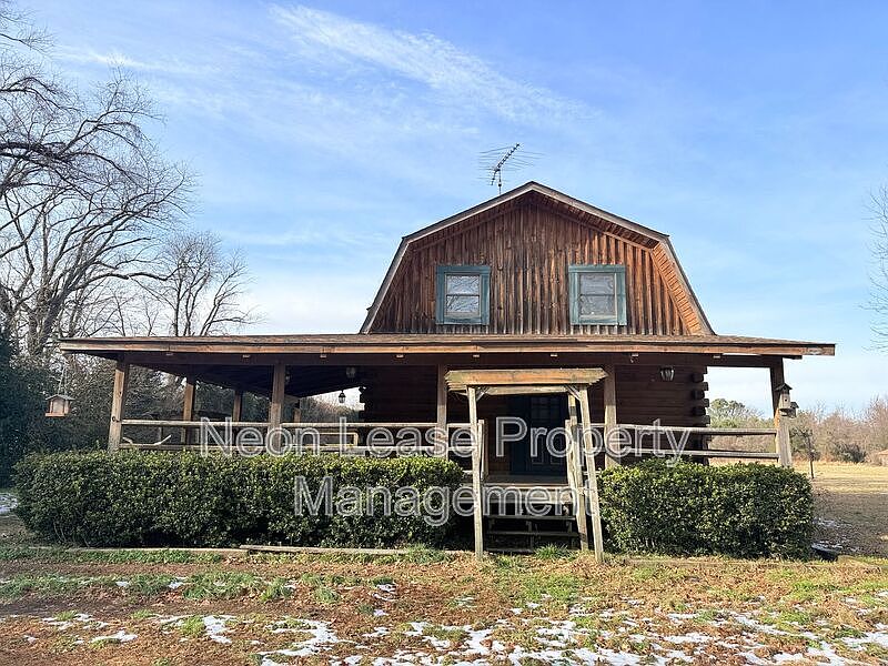 1st image of 5296 Yuletide Ln
