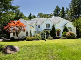 28 Meachen Ln, Sudbury, MA 01776