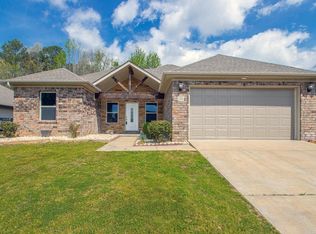 1100 Fox Chase Dr, Bryant, AR 72022