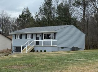 150 Watson Rd, Apollo, PA 15613