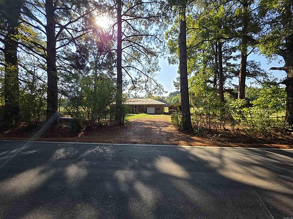 2nd image of 309 Elliott Rd