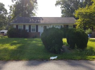 7995 Kenmore Dr, Mechanicsville, VA 23111