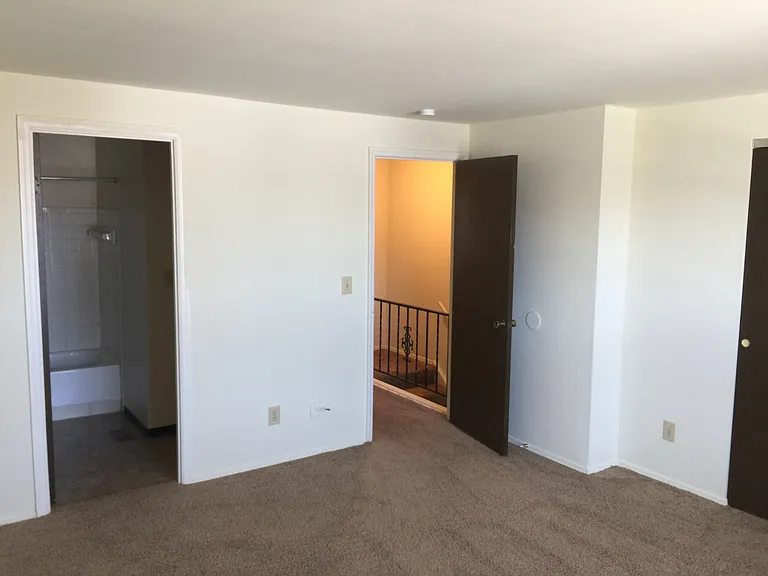7963 Mount Hood Dr — Photo 5