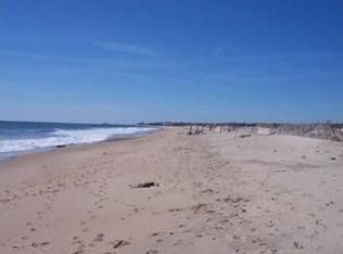 10 Maplewood Ave, Westerly, RI 02891