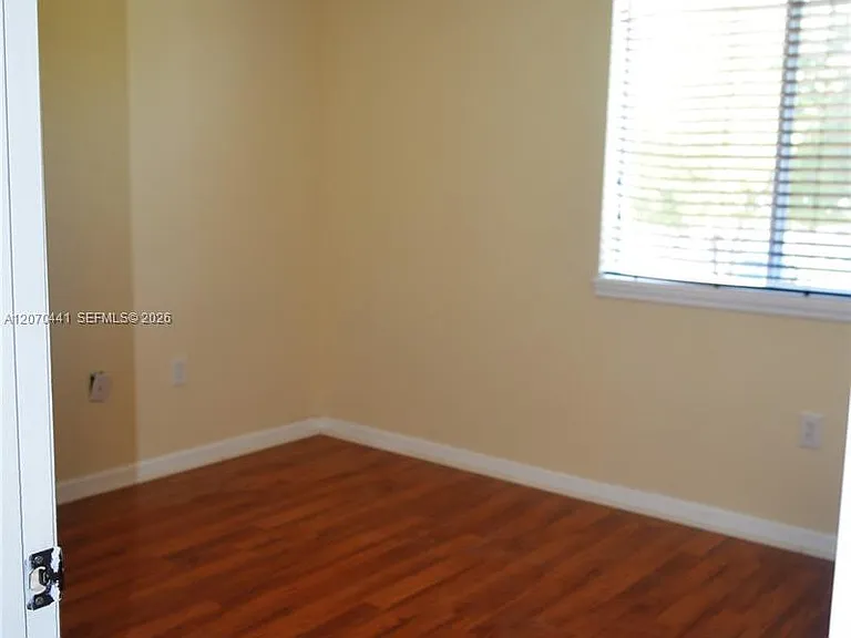 14218 NW 17th Ave #14218 — Photo 7