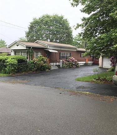 2nd image of 205 Edwards Ave #L-3