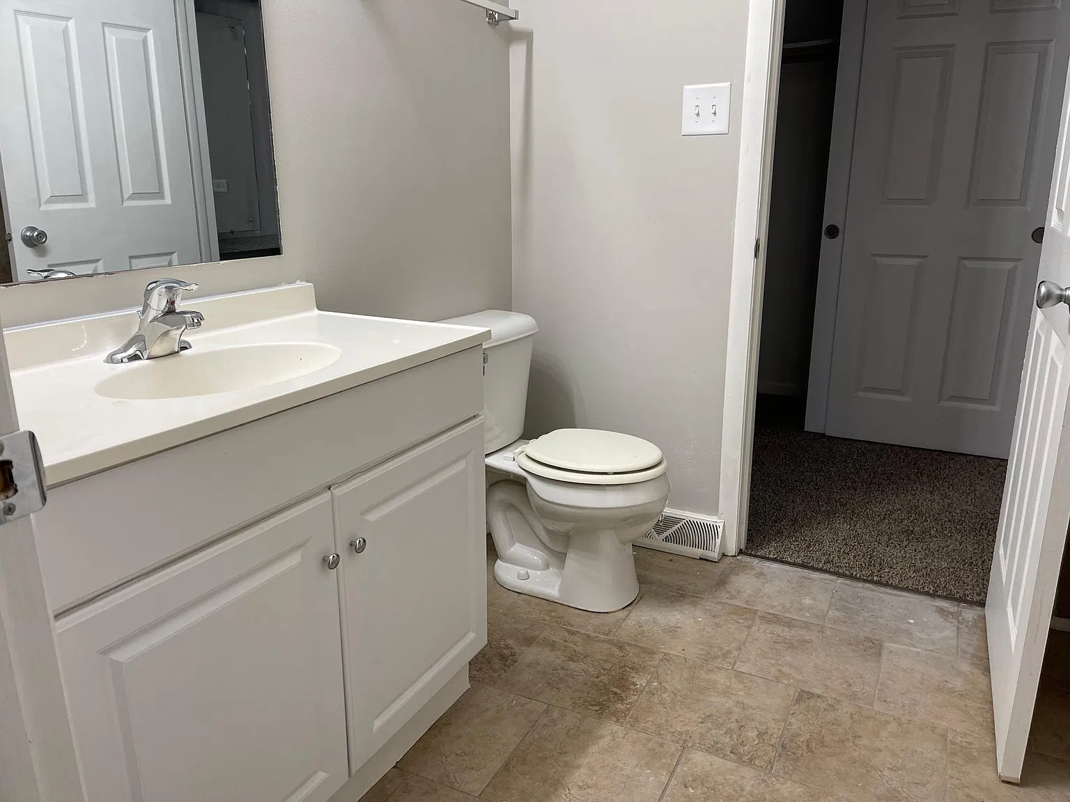 3 bed, 1294 sqft, $2,600 — Photo 4