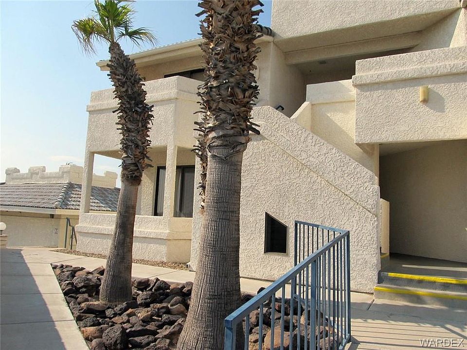 1st image of 2022 Merrill Ln Unit 3D