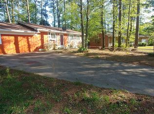 2216 Cherokee Valley Trl, Lithonia, GA 30058
