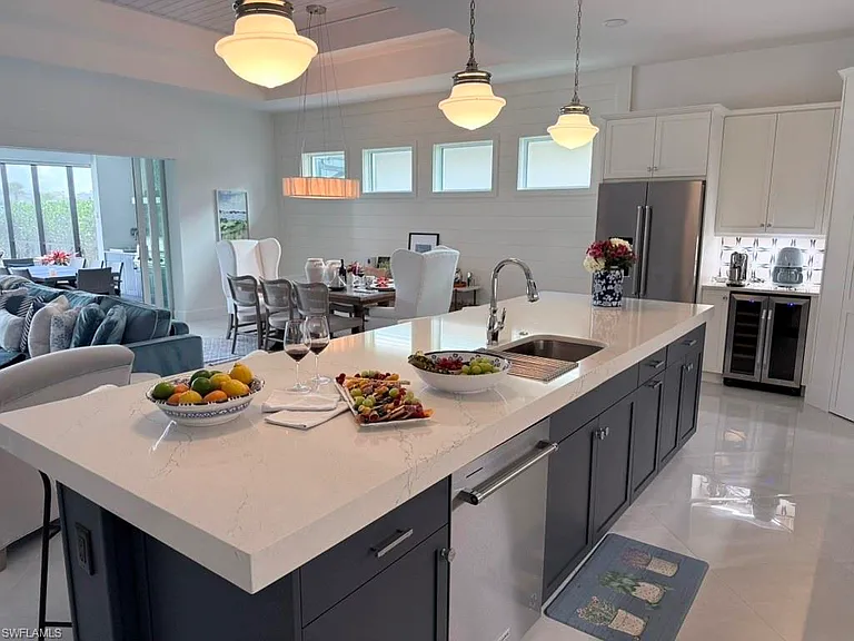8963 Gustavia Ct — Photo 8