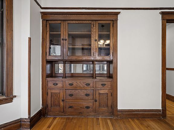 5th image of 2439 W Pensacola Ave #2