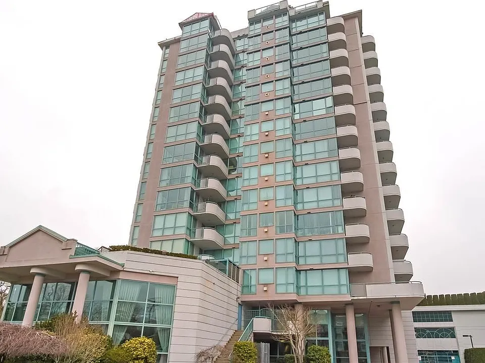 7500 Granville Ave #405