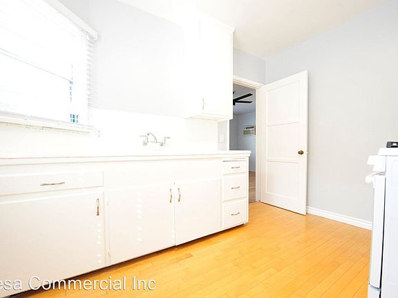 3rd image of 634 Echo Park Ave #6734119