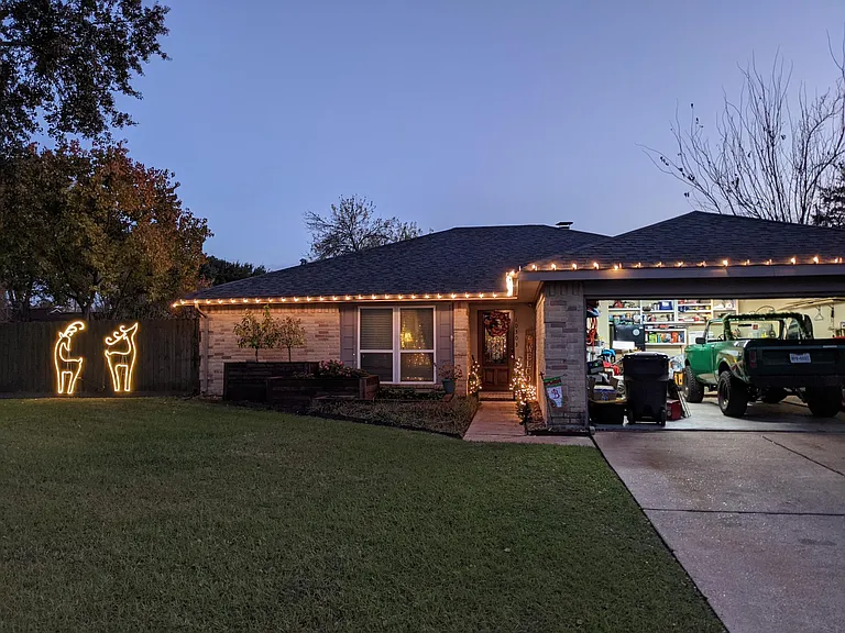 10303 Juniper Glen Dr — Photo 1