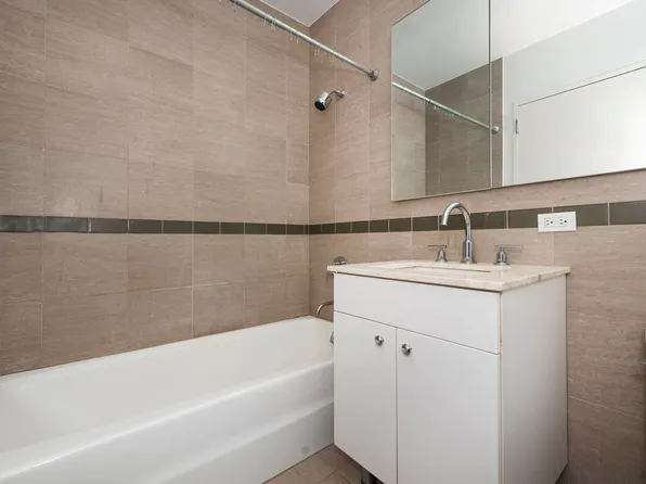 212 East 57th Street image 6 of 6