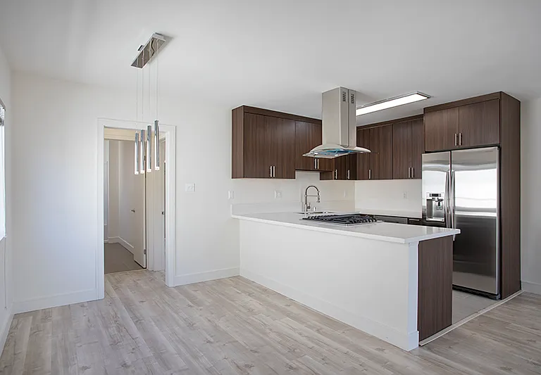 377 W Lexington Dr #9 — Photo 6