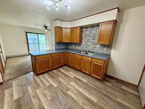3rd image of 1216 N Point Dr #D15