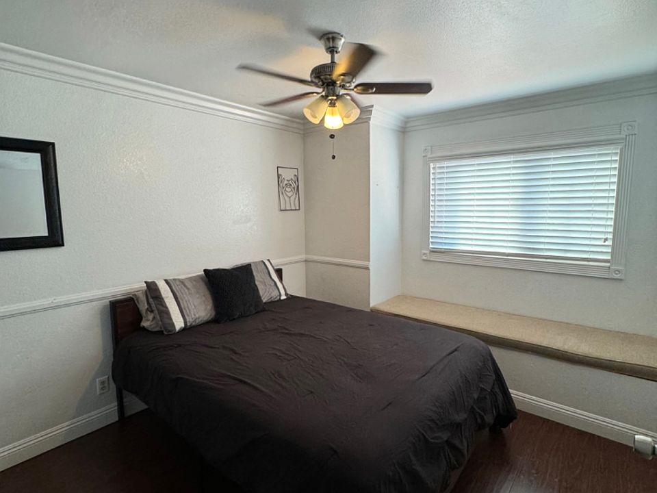 1st image of 17104 Coronado Ave