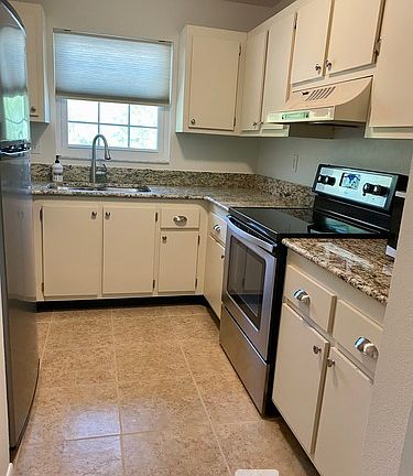 5th image of 420 N Bayshore Blvd APT 208