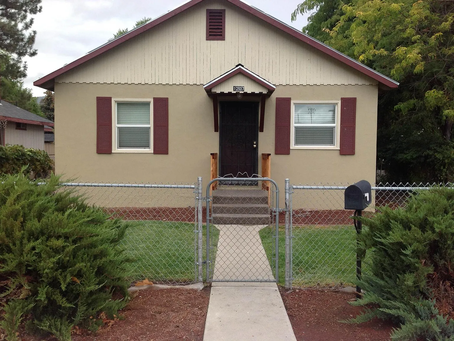 3 bed, 1066 sqft, $1,275 — Photo 3