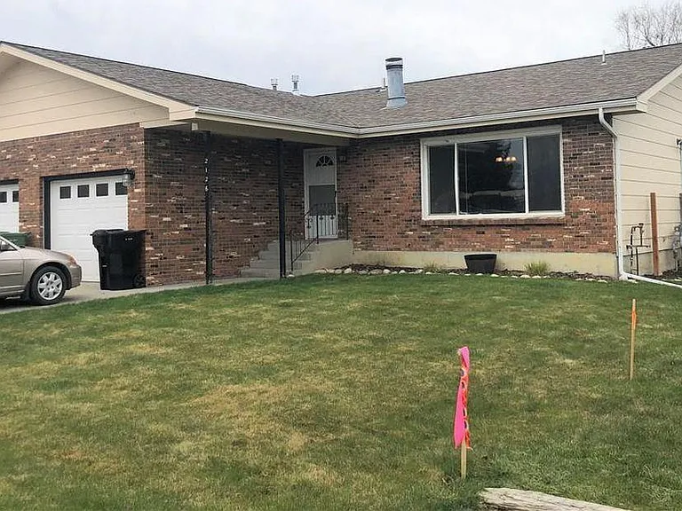 2126 Lake Elmo Dr — Photo 5